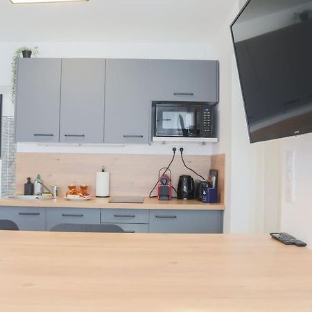 Ferienwohnung {Le Factory}, Proche Euroairport Saint-Louis  Exterior foto